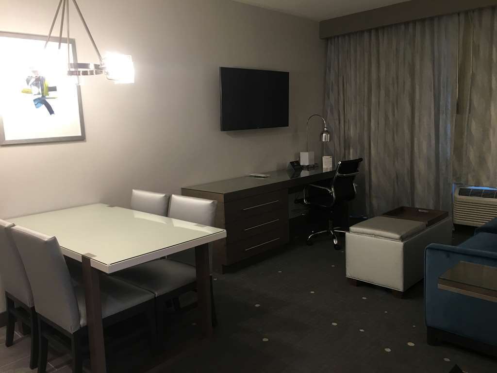 Best Western Premier Hotel At Fisher'S Landing Vancouver Cameră foto