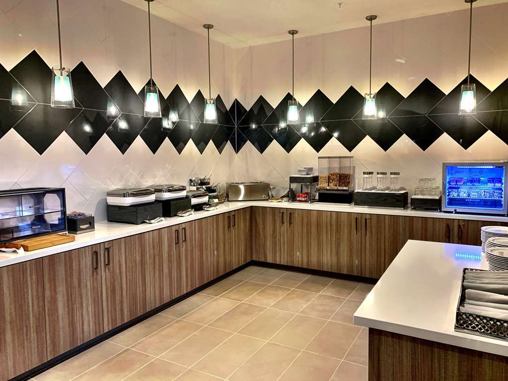 Best Western Premier Hotel At Fisher'S Landing Vancouver Restaurant foto